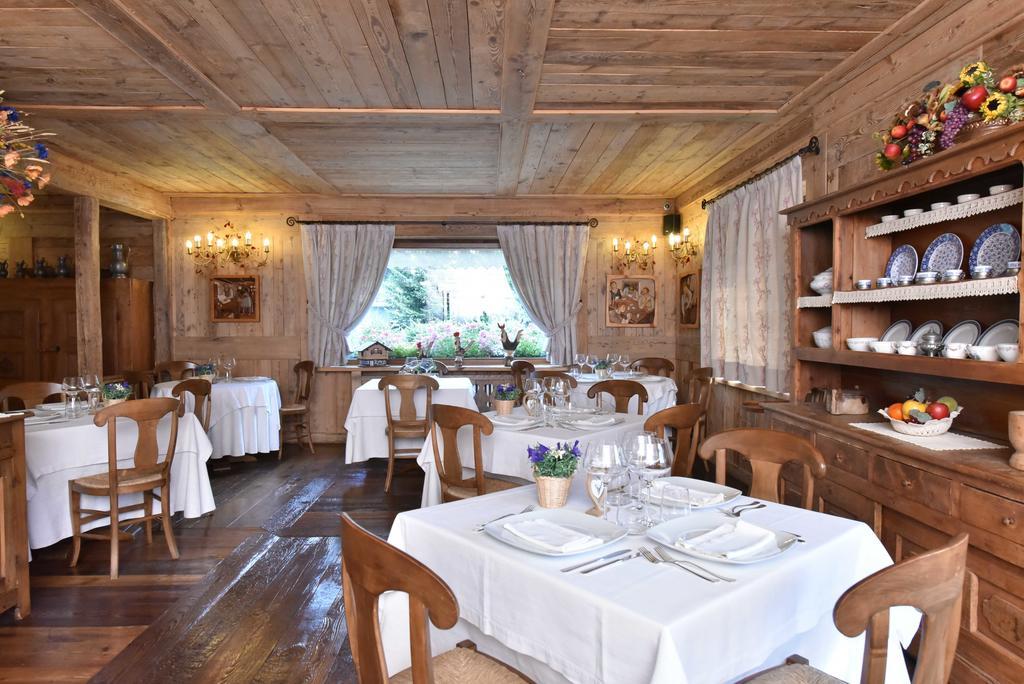 Hotel La Rouja Champoluc Exterior photo